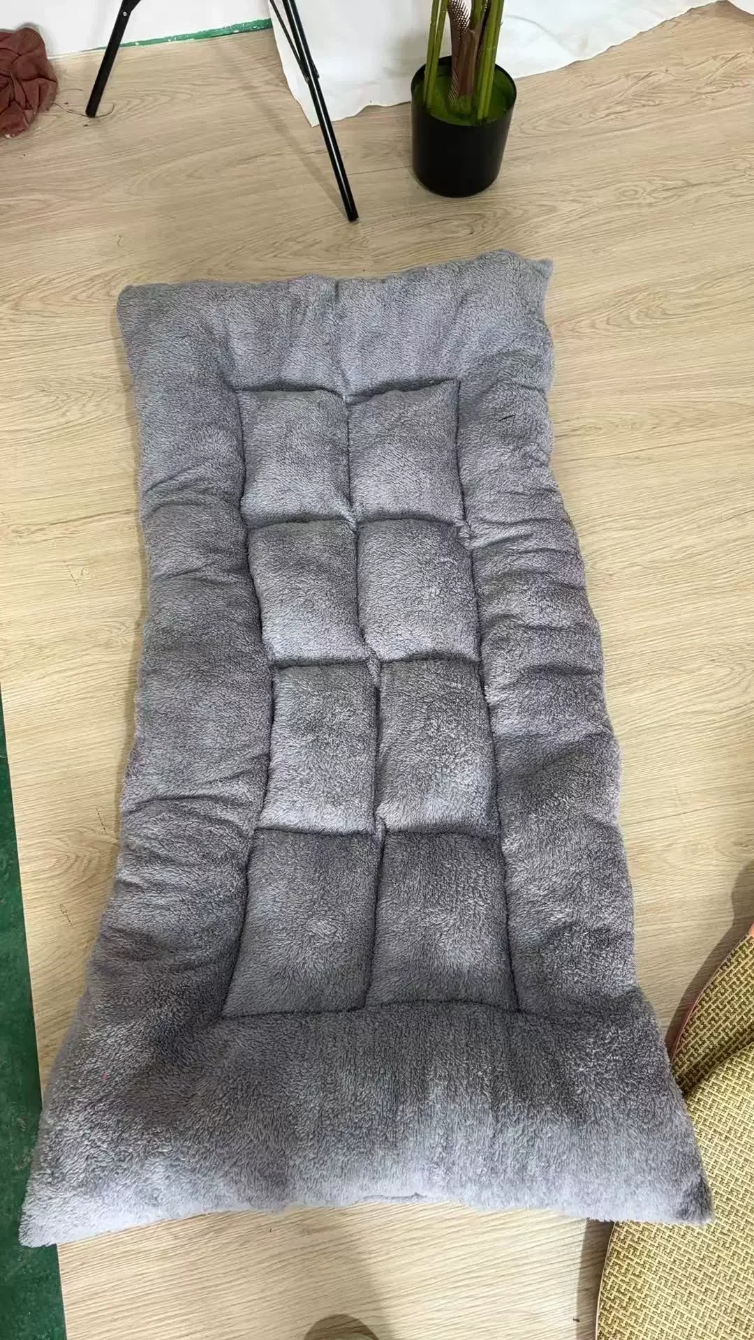 Panier chien XL, coloris gris et beige